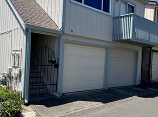 61 Knolls Ln #1, Santa Rosa, CA 95405