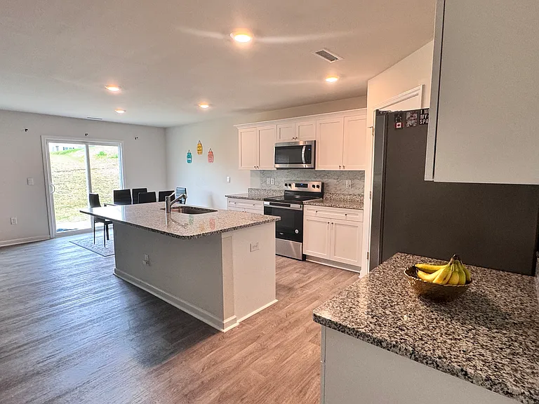 3612 Drafton Dr — Photo 6