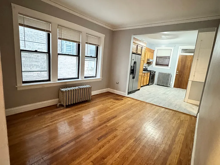 5255 W Henderson St #1 — Photo 3