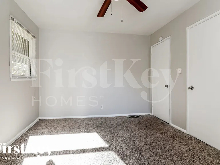 3085 Piper Dr — Photo 11
