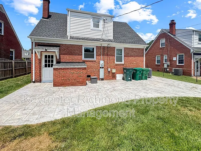2127 New Berne Rd — Photo 16