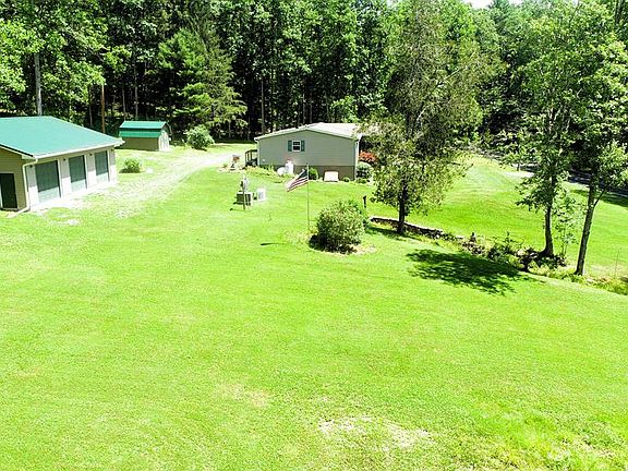 4th image of 2976 Charter Oak Rd