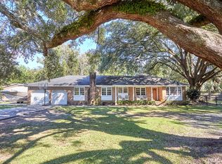1344 Old Colony Rd, Mount Pleasant, SC 29464