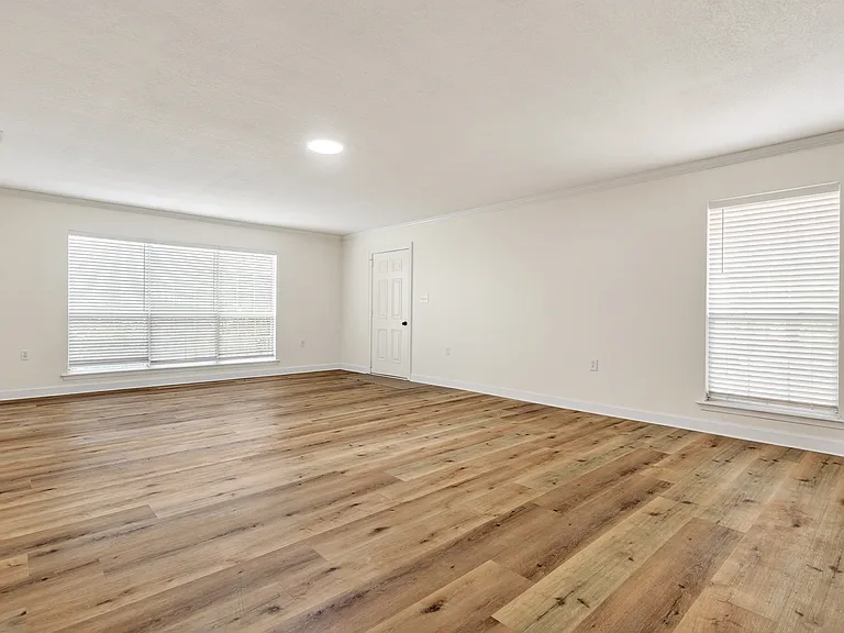 22316 Toler Rd — Photo 11