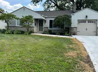 2011 Ridgecliff Rd, Columbus, OH 43221