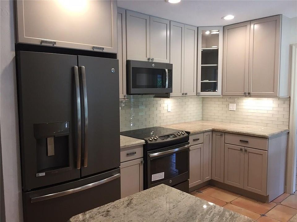 1st image of 3301 NE 42nd Ct
