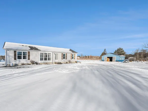 9638 Sparling Rd, Goodells, MI 48027