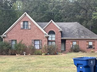 2484 Oak Woods Dr E, Hernando, MS 38632