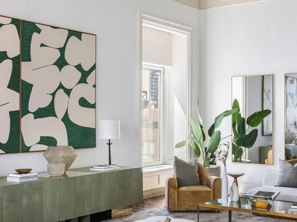 450 East 52nd Street image 10 of 33