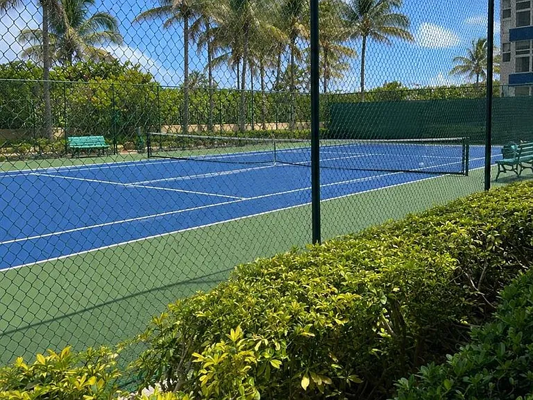 2080 S Ocean Dr #505 — Photo 14