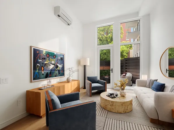 1975 Madison Avenue image 2 of 24