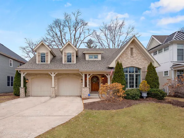 130 Woodstock Ave, Clarendon Hills, IL 60514