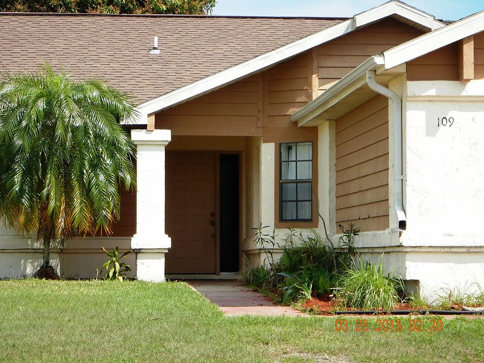 2nd image of 109 Pinewood Cir