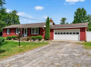 145 Polin Rd, Fultonville, NY 12072