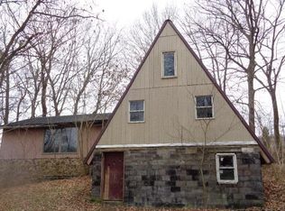 661 N Hardy Rd, Marengo, IN 47140