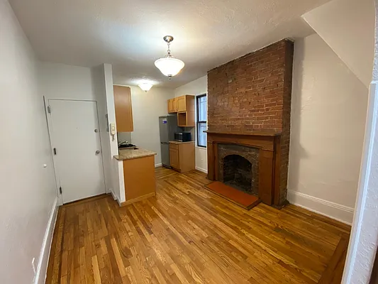 Rented by GreenVill Real Estate LLC | media 37