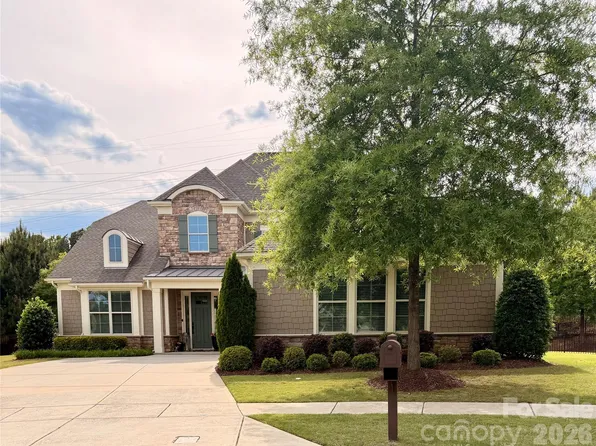 11502 Sweet Birch Ln, Charlotte, NC 28278