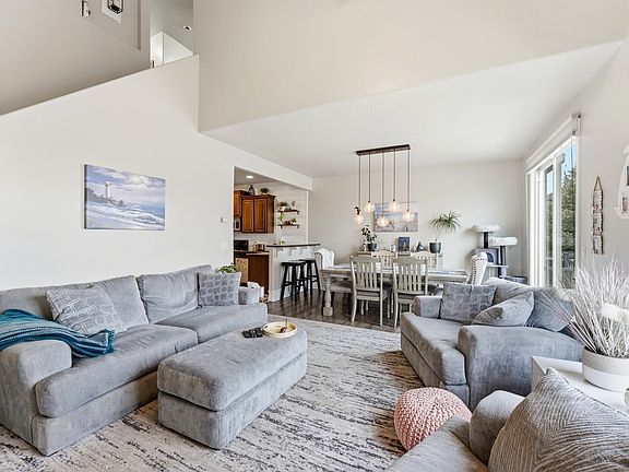 4th image of 283 Nechatel Dr