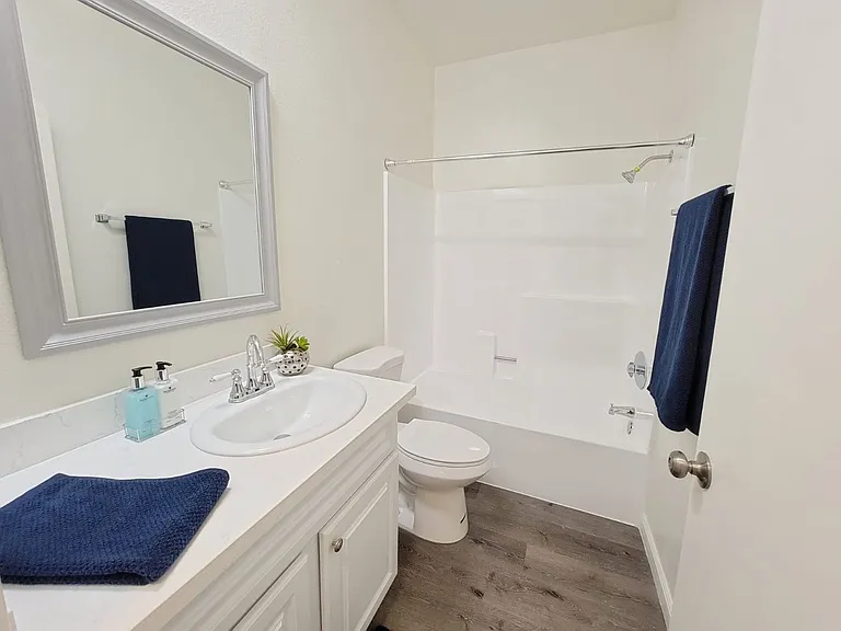The Flats At Studio City - Darbyridge, Lp — Photo 13