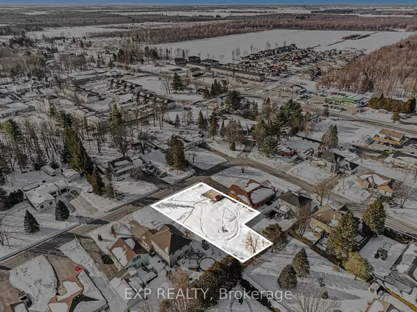 29 Brisson St #27, The Nation, ON K0A 2M0