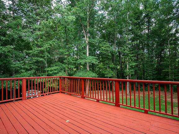 4th image of 6340 Indian Acres Trl