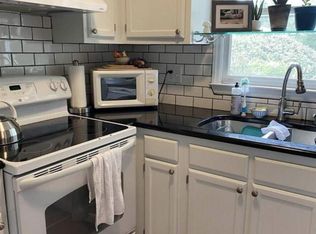 200 McGregor Dr, Chapel Hill, NC 27514