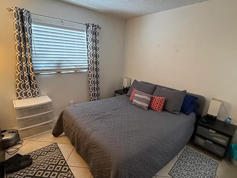 5192 NE 6th Ave #824 — Photo 13