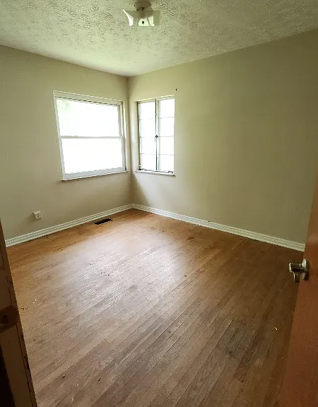 5300 N Ozark Rd — Photo 9