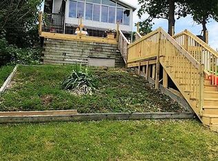 437 Wolf Lake Dr, Brooklyn, MI 49230