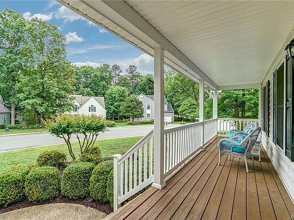 4th image of 10824 Hurley Ct