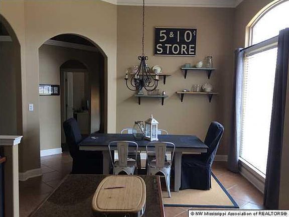 5th image of 5071 Maiden Lane Cv