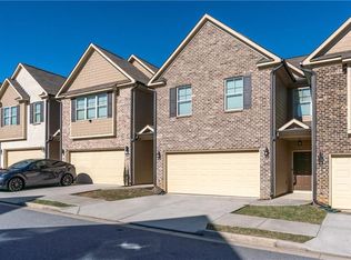 327 Cashes Ct, Lilburn, GA 30047