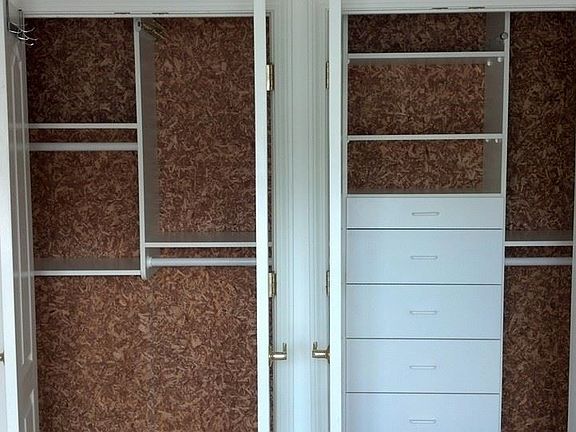 Bedroom Closet Built Ins