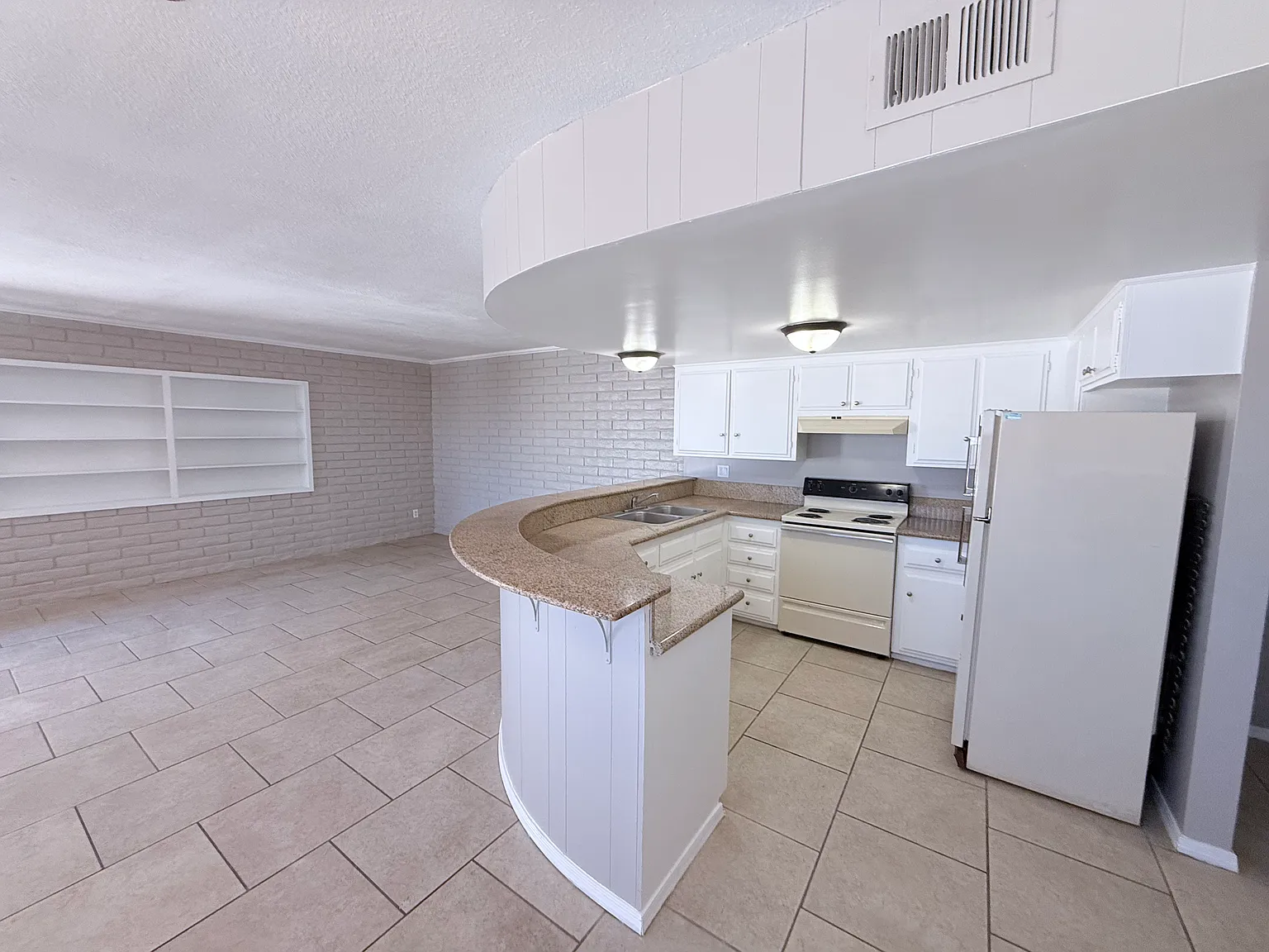 1 bed, 675 sqft, $1,150 — Photo 2