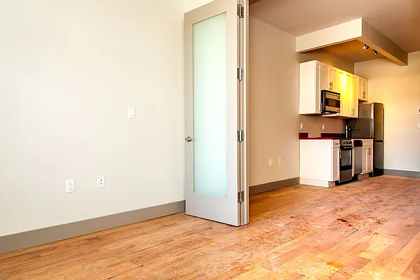 Rented by Nooklyn NYC LLC | media 17