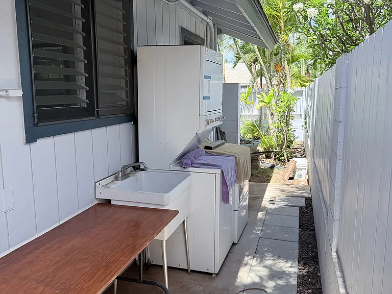 1608 N Alaniu Pl — Photo 19