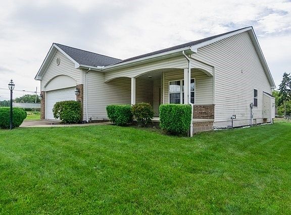 3rd image of 18 Filly Ln