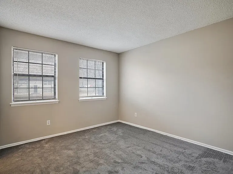 3026 Eaton St — Photo 9