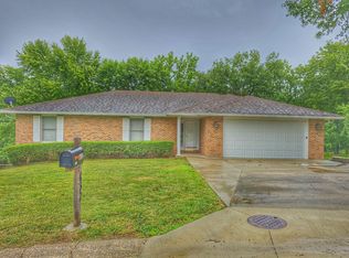 632 Sonya Dr, Boonville, MO 65233