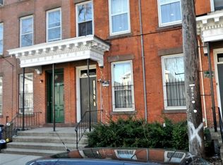 28 Lyon St #1, New Haven, CT 06511