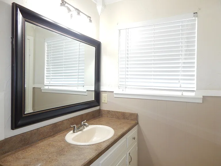 905 David Dr — Photo 35