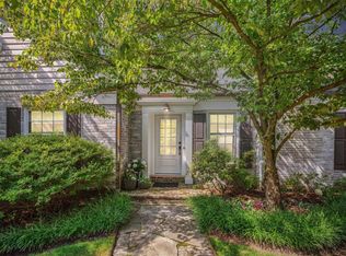 9966 Conway Rd, Saint Louis, MO 63124