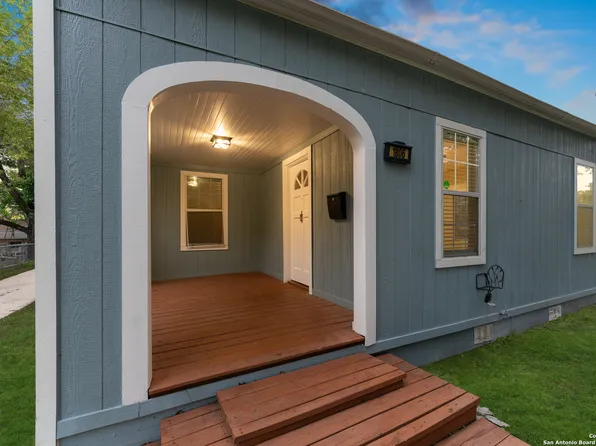 1806 W MISTLETOE AVE, San Antonio, TX 78201