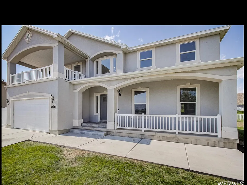 36 E Summer Pl