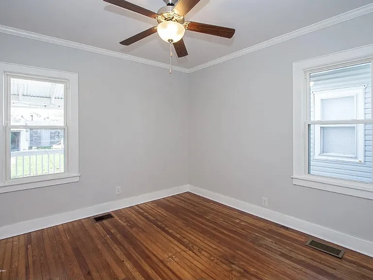 603 E Barbee Ave — Photo 7
