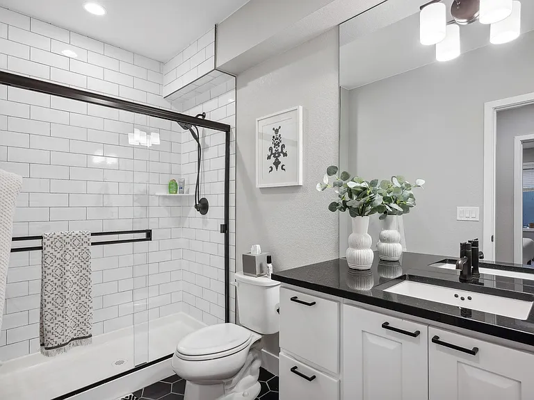 9714 Bennett Peak St — Photo 30