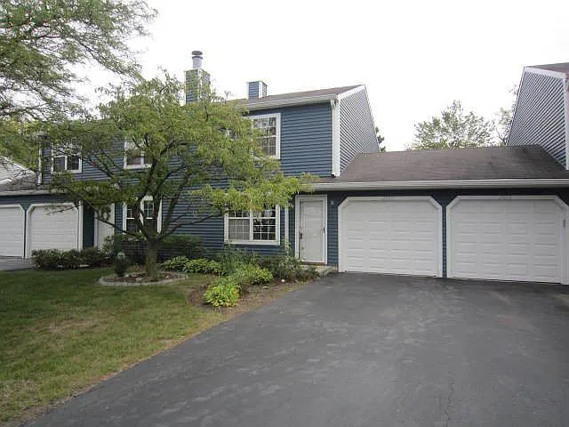 2037 Countryside Ln photo 1
