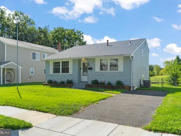 406 Memorial Ave, Gloucester City, NJ 08030