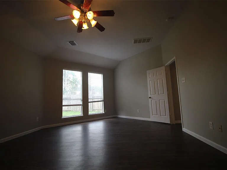 16730 Town Glade Dr — Photo 12