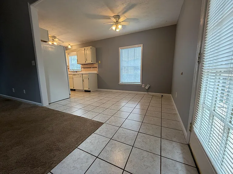 2510 Jones Blvd — Photo 11